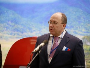 Олег Сафонов